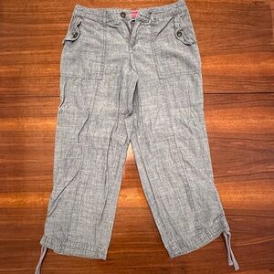 Merona ladies Chambray blue cargo pants, cropped. Size 2